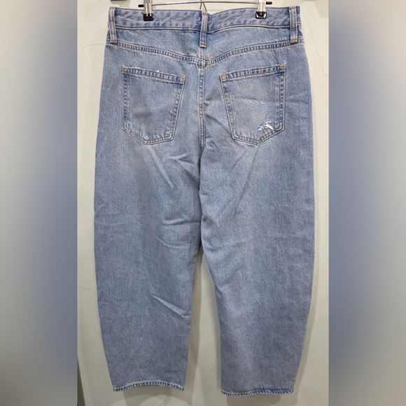 GAP Women's Curvy High Waisted Barrel Jean 32x28 - Picture 8 of 11